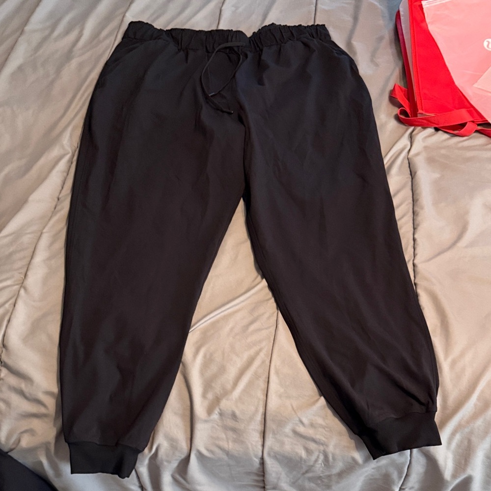 Lululemon Stretch High-Rise Joggers, size 16